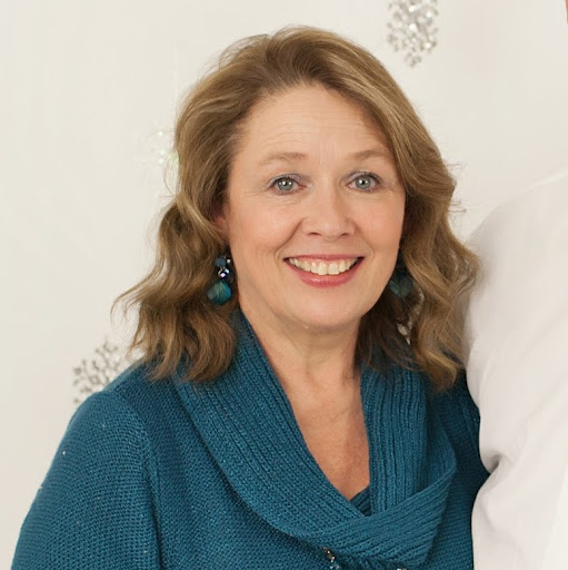 Cindy Holmes Photo 8