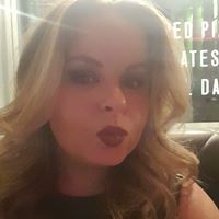 Samantha Hewitt Photo 9