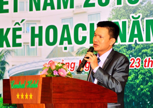 Phuong Le Photo 4