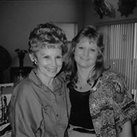 Leslie Crowder Photo 22