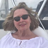 Carolyn Brooks Photo 23