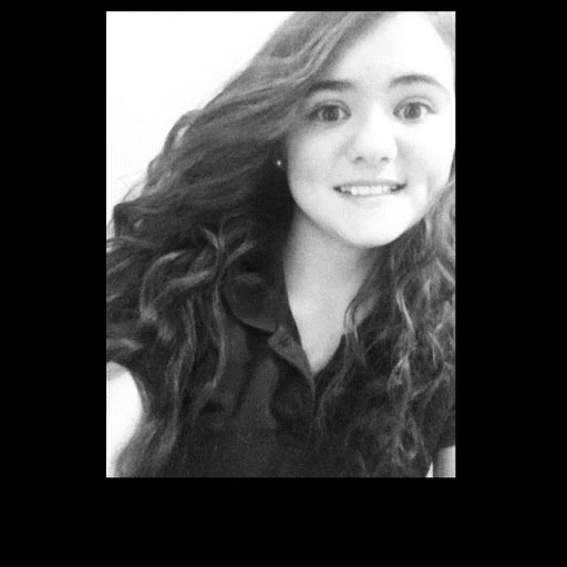 Alyssa Calhoun Photo 3