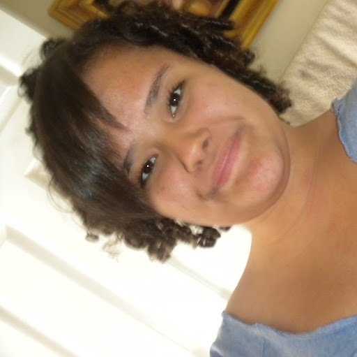 Emily Mendez Photo 32