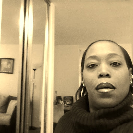 Carolyn Taylor Photo 17