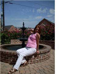 Connie Scott Photo 13