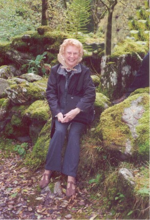 Peggy Phillips Photo 15
