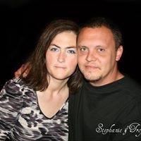 Stephanie Thacker Photo 17