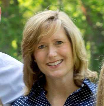 Elizabeth Skaggs Photo 18