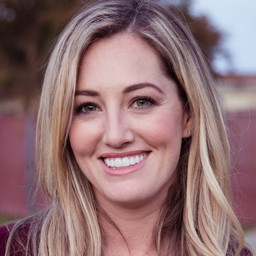 Lindsey Grant Photo 34
