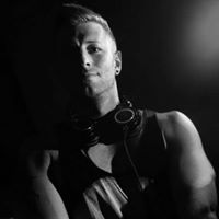 Daniel Herrmann Photo 15