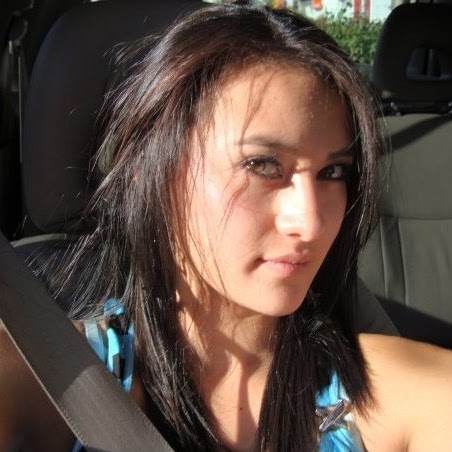 Amy Molina Photo 11