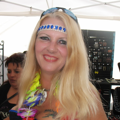 Joyce Brewer Photo 33