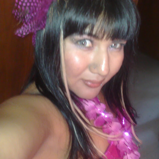 Carmen Vazquez Photo 14