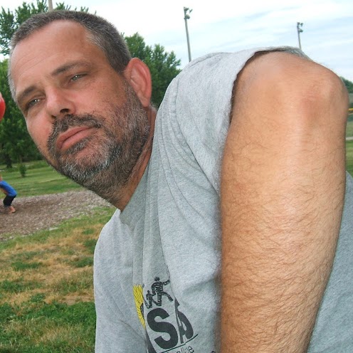 Robert Whitfield Photo 34