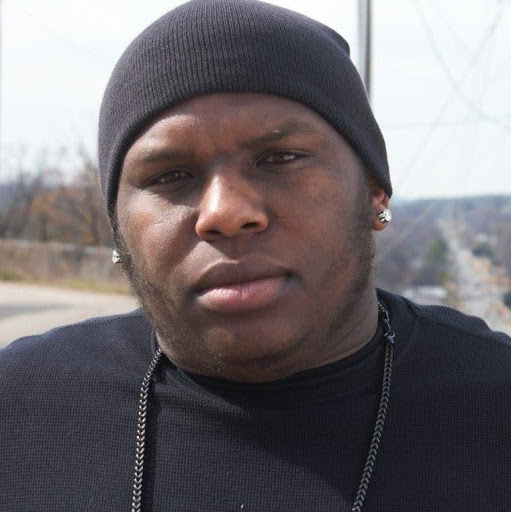 Deandre Lewis Photo 30
