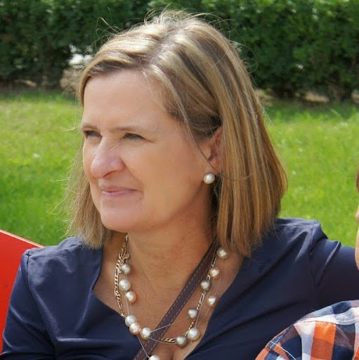 Anna Gordon Photo 9