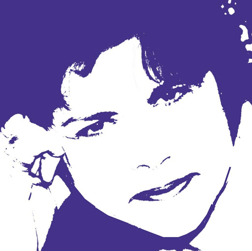 Irene Martin Photo 40