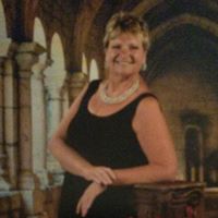 Carolyn Carter Photo 13