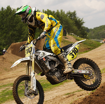 Steve Lewis Photo 31