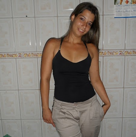 Debora Lucas Photo 8