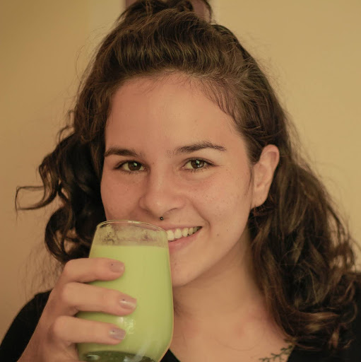 Linda Ruiz Photo 29
