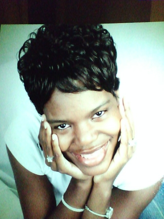 Lashonda Robinson Photo 8