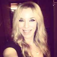 Hayley Roberts Photo 22