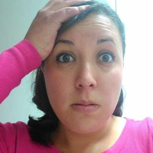 Ana Reynoso Photo 27