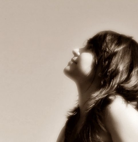 Lina Caro Photo 25