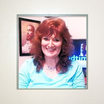 Judy Newton Photo 23