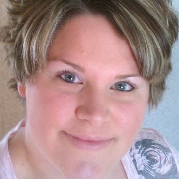 Lisa Goddard Photo 16