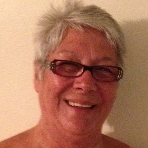 Gloria Buck Photo 13