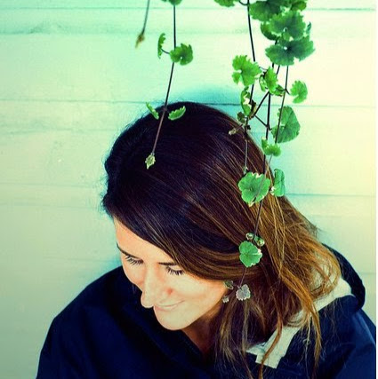 Rachel Collins Photo 11