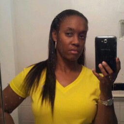 Dee Hall Photo 14