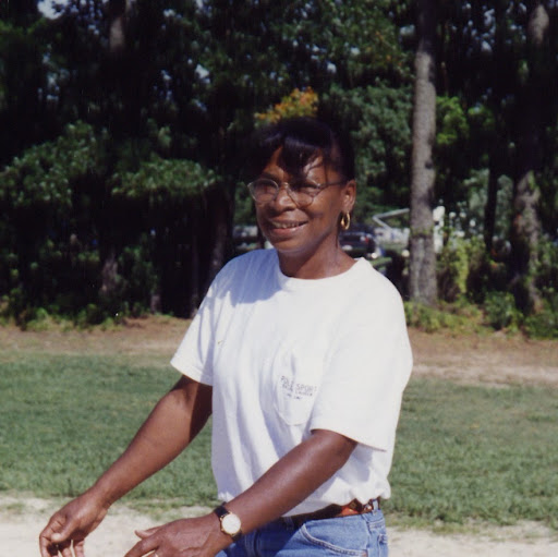 Doris Robinson Photo 36