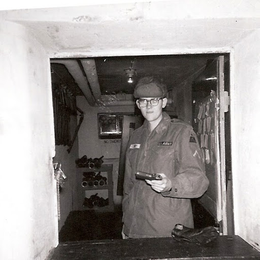 Jerry Curry Photo 2