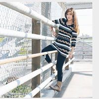 Emily Hernandez Photo 40