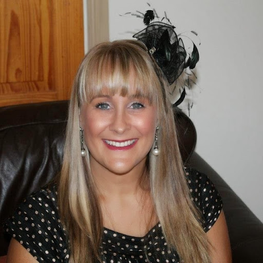 Nikki Sharp Photo 14