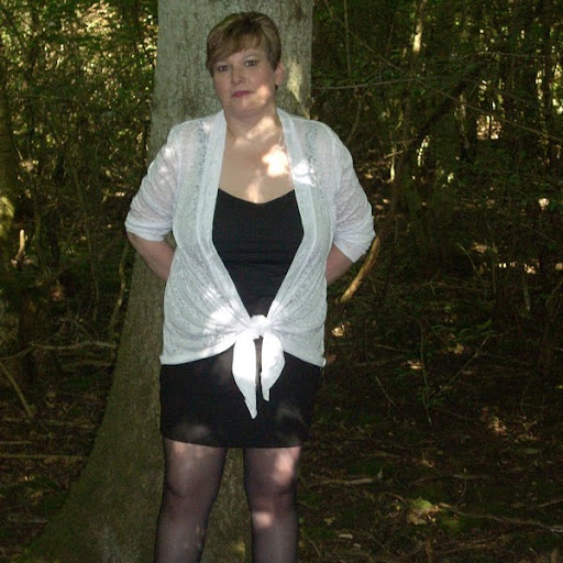 Michelle Ashworth Photo 4
