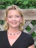 Jennifer Scott Photo 1