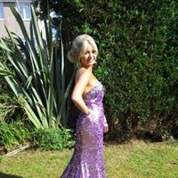 Amelia Davies Photo 13