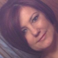 Elizabeth Demarco Photo 26