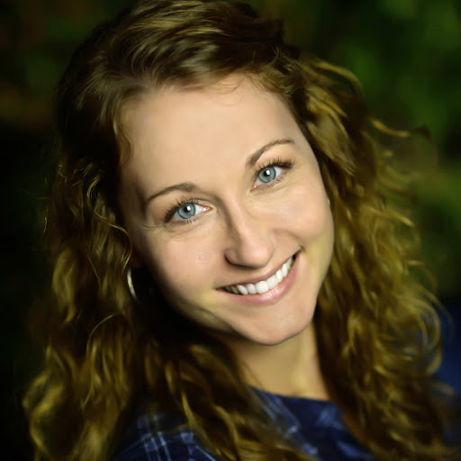 Angela Ferguson Photo 41