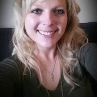 Julie Erker Photo 7