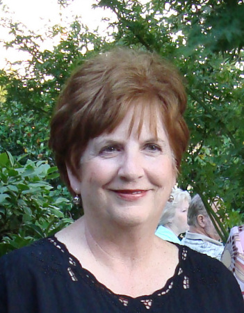 Carolyn Berry Photo 3