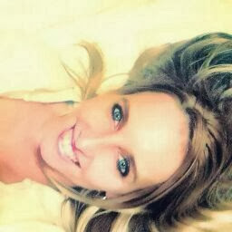 Tara Andrews Photo 15