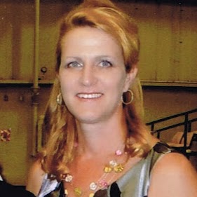 Rachael Curtis Photo 33