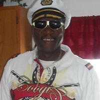 Roger Gates Photo 32