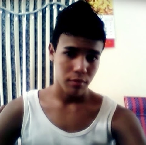 Bryan Robles Photo 13