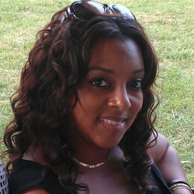 Latonia Moore Photo 7